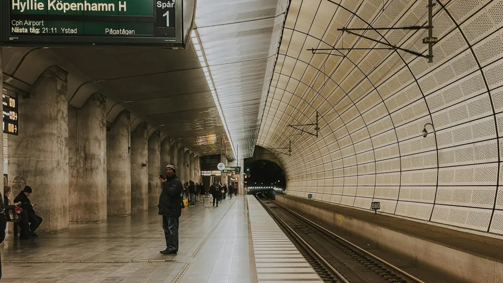 Tåg i Malmö nära våra företagsboenden